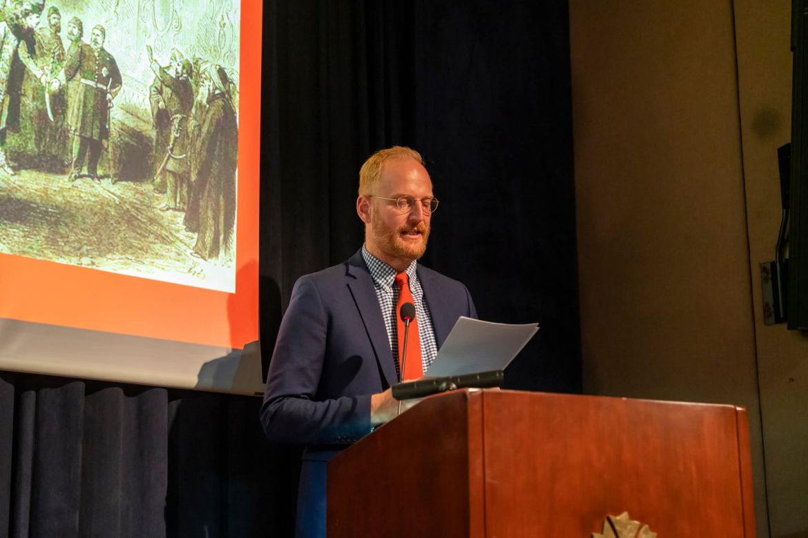 Fodor Gábor társkurátorként és előadóként Isztambulban