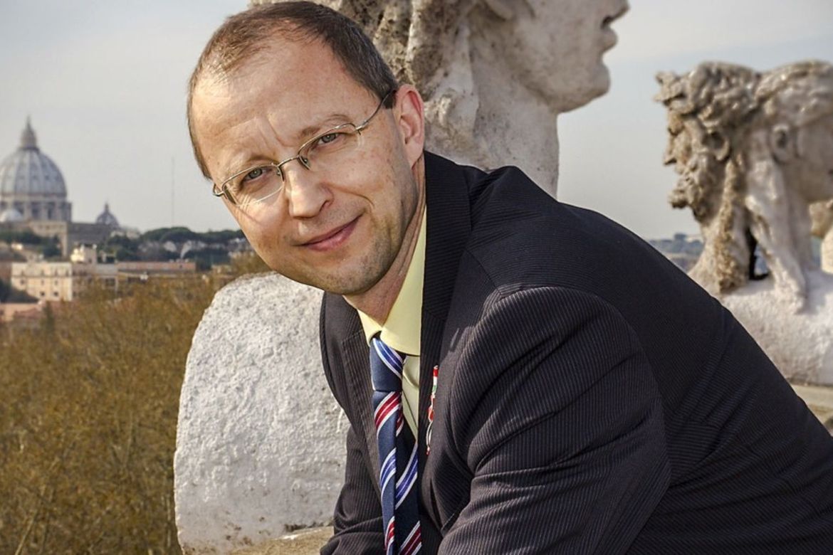 Interjú Molnár Antallal új kötetéről a Szemlélek magazinban