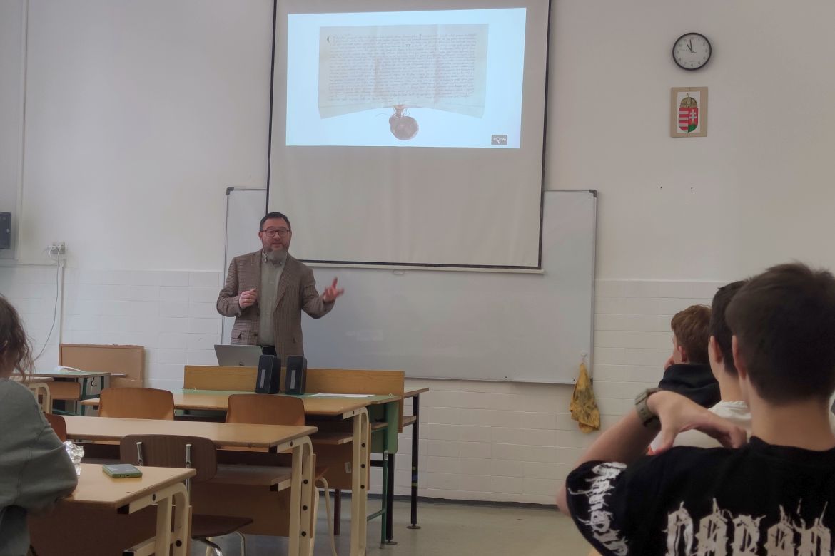 Horváth Richárd előadása a Leövey Klára Gimnáziumban