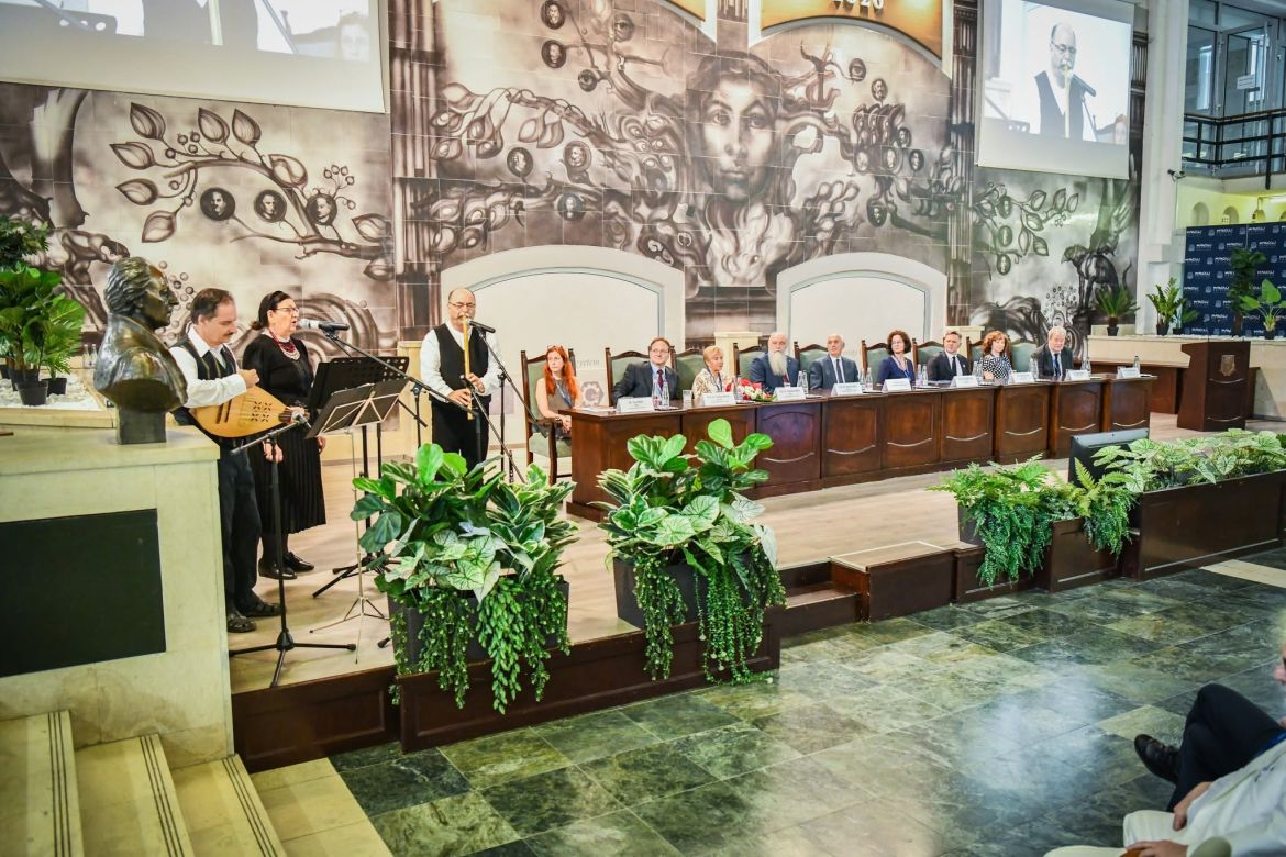 a Nemzetkozi Magyarsagtudomanyi Tarsasag IX. kongresszus