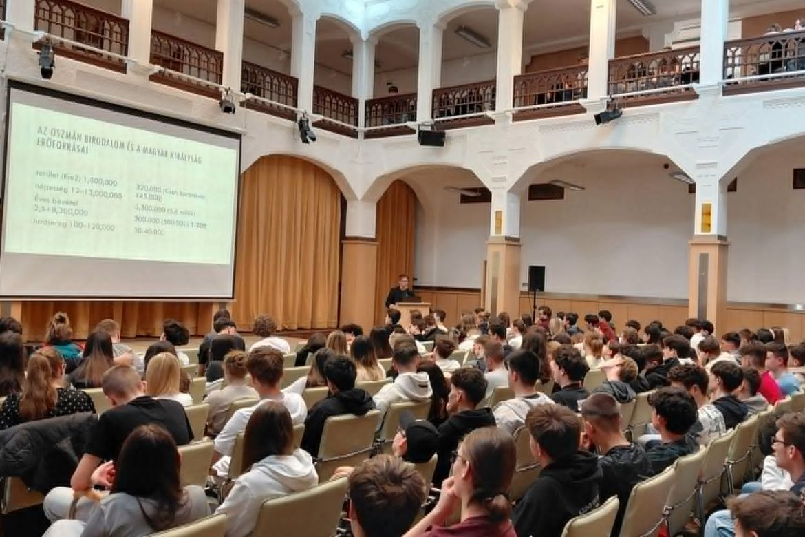 Varga Szabolcs 2026. áprilisi előadásai a mohácsi csatáról