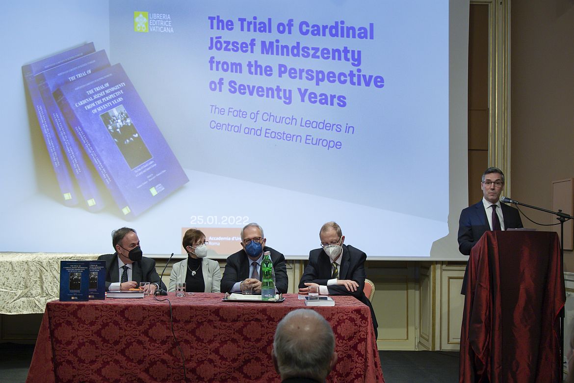 Rómában mutatták be a The Trial of Cardinal József Mindszenty from the perspective of seventy years című kötetet