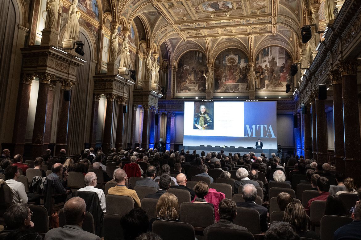 Pálffy Géza székfoglaló előadása a Magyar Tudományos Akadémián