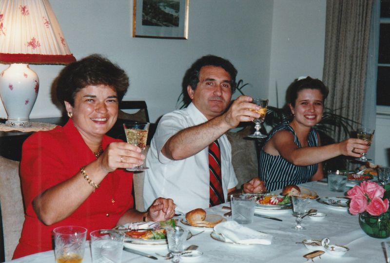 A New York-i magyar diaszpóra tagjai 1994-ben vendégségben az ENSZ-képviseleten.