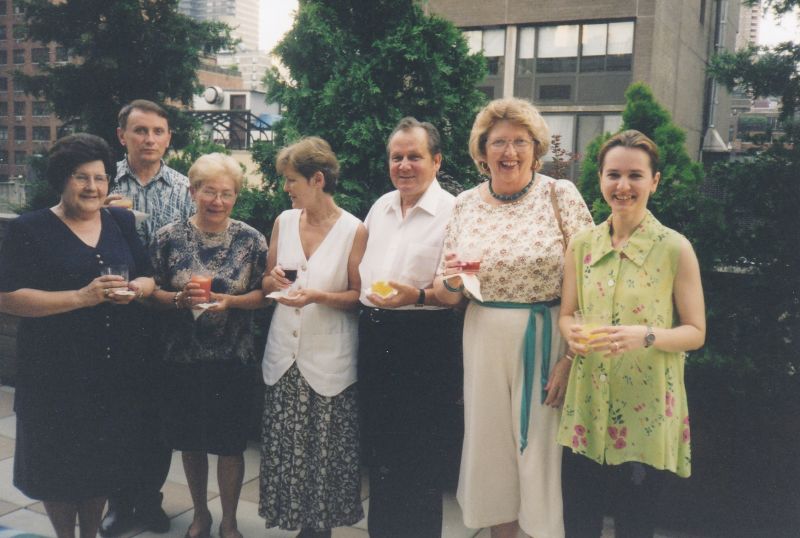 A magyar ENSZ-képviselet titkárnői és adminisztratív munkatársai 1998 júniusában