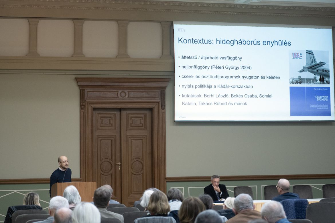Fejezetek a Magyar Tudományos Akadémia 200 éves történetéből | Konferencia