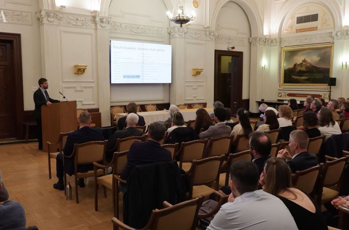 Neumann Tibor előadása