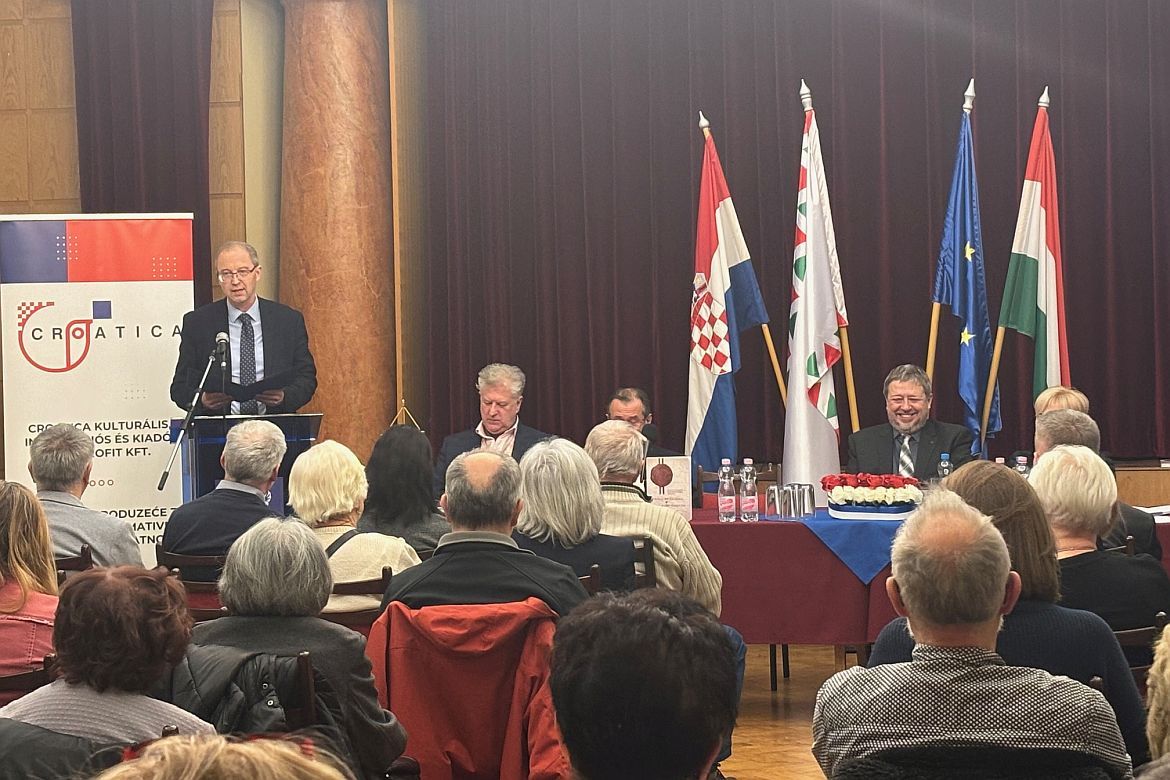 sokcsevits denes 65 3