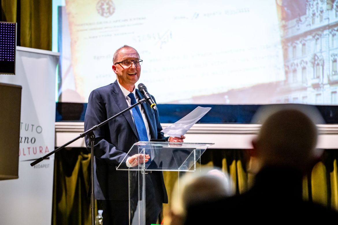 Molnár Antal előadása a Budapesti Olasz Kultúrintézet 90 éves évfordulóján