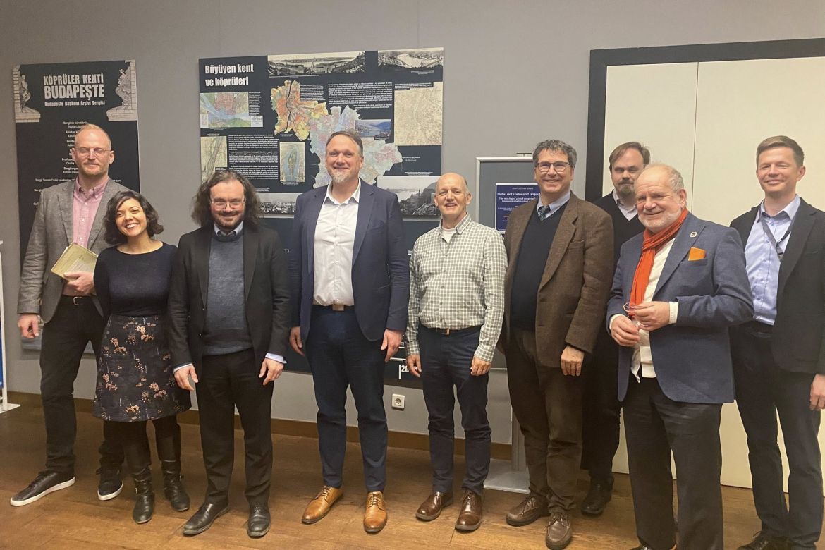 Fodor Gábor és az isztambuli régészeti, tudományos és kulturális intézetek vezetői