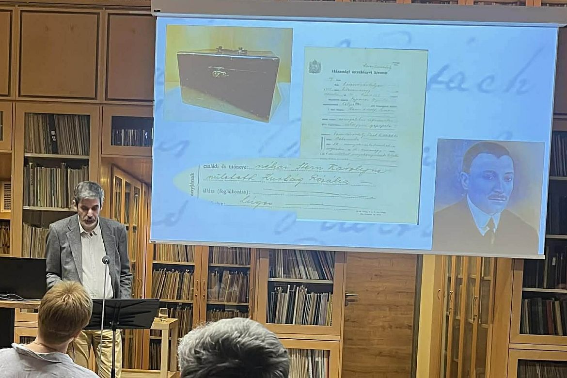 Mihalik Béla Vilmos előadása. Fotó: Kovács Barbara