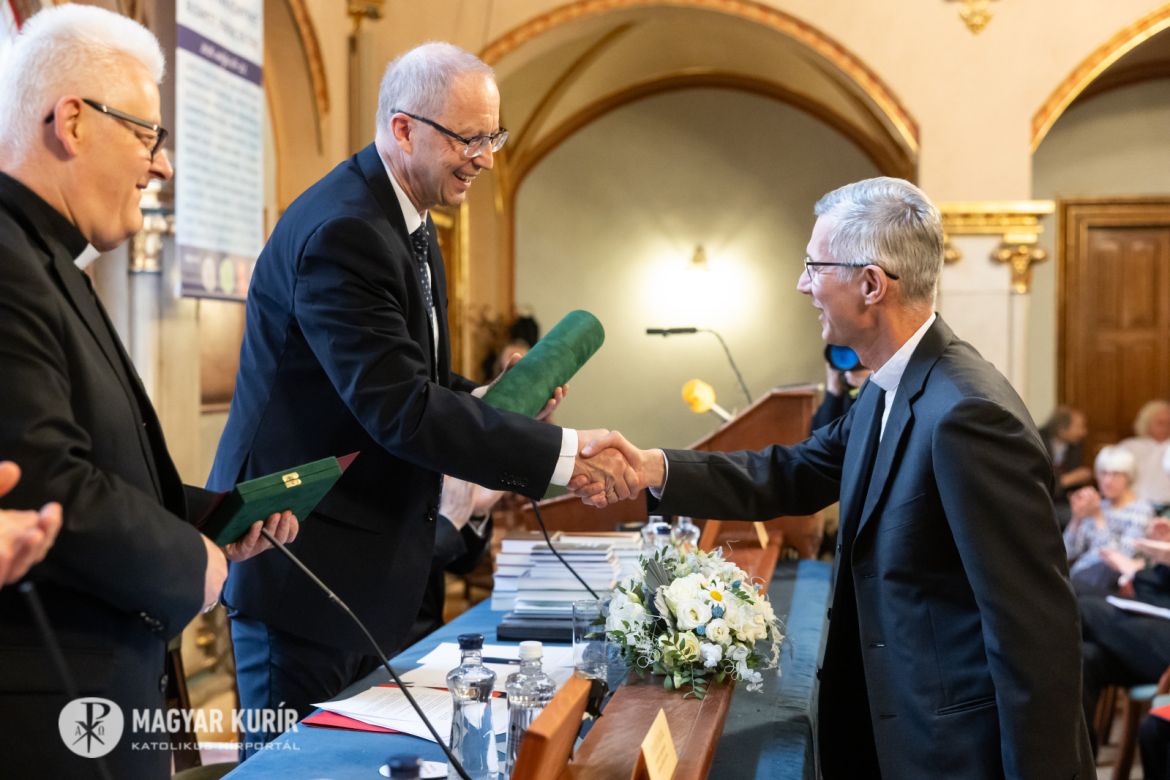 Megnyílt a 33. Szent István Könyvhét. Fotó: Lambert Attila/Magyar Kurír